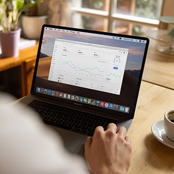 上海队遭遇困境，球迷心情低落