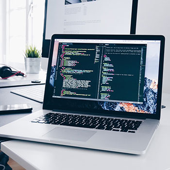 意甲球员们在训练中展现出强烈的求胜欲望