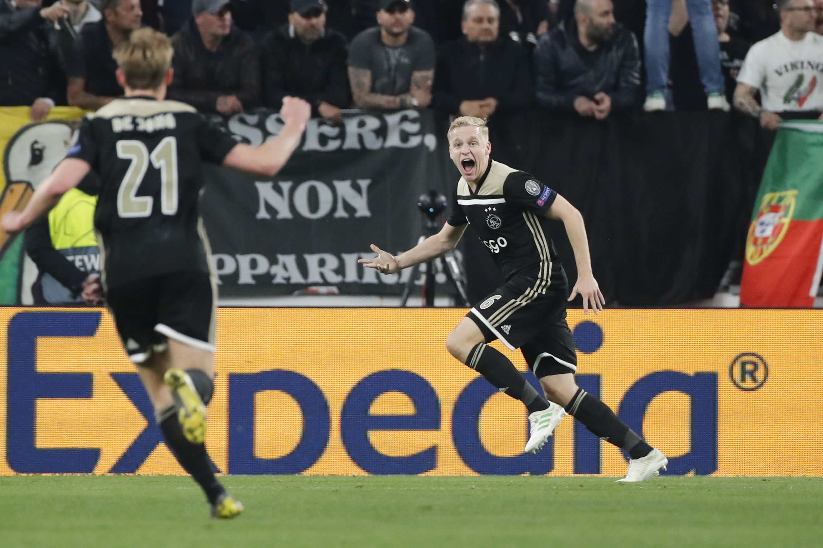 阿贾克斯扫除尤文,晋级欧冠半决赛 阿贾克斯扫除尤文,晋级欧冠半决赛