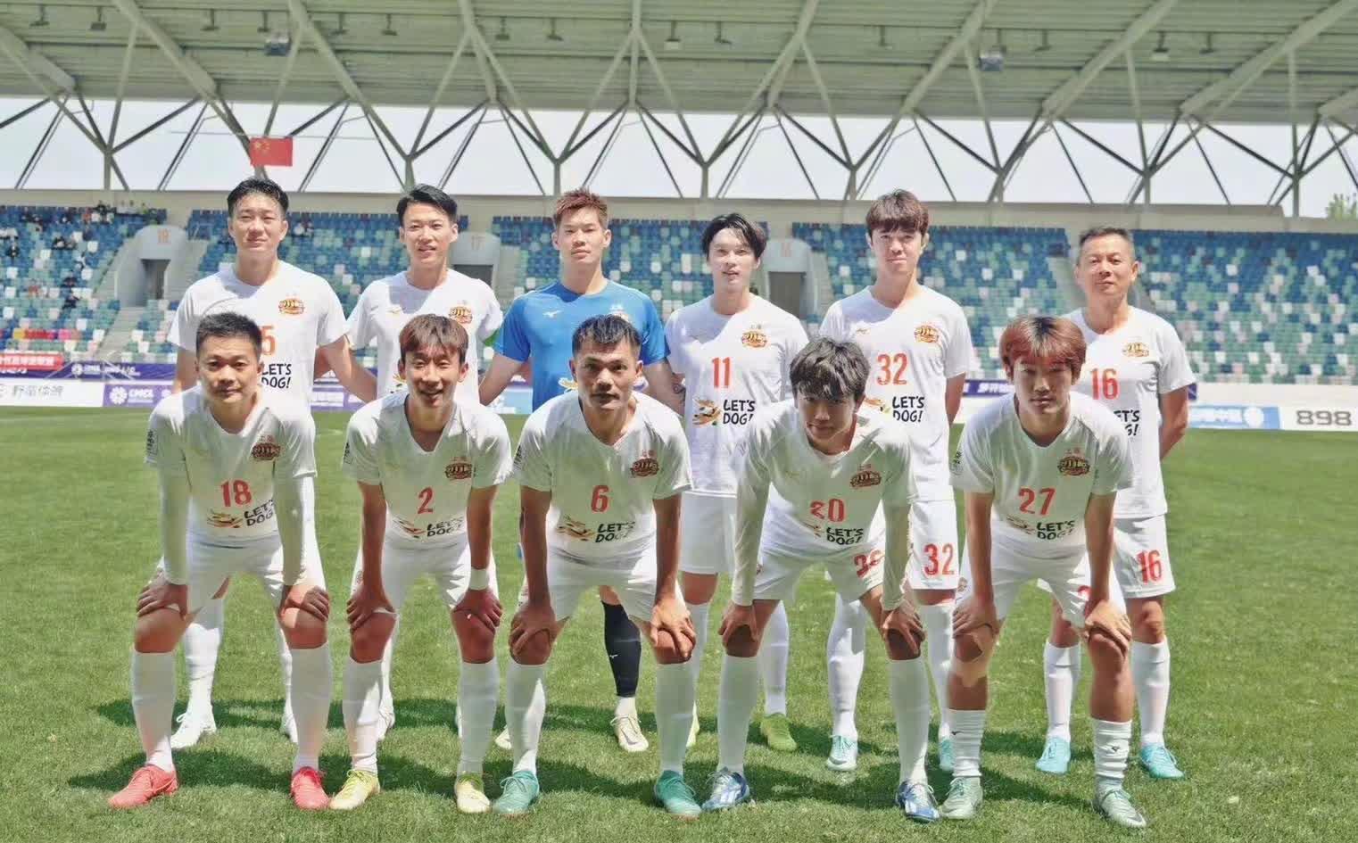 挑战传统!国内足球场上硝烟弥漫的简单介绍 挑战传统!国内足球场上硝烟弥漫的简单介绍