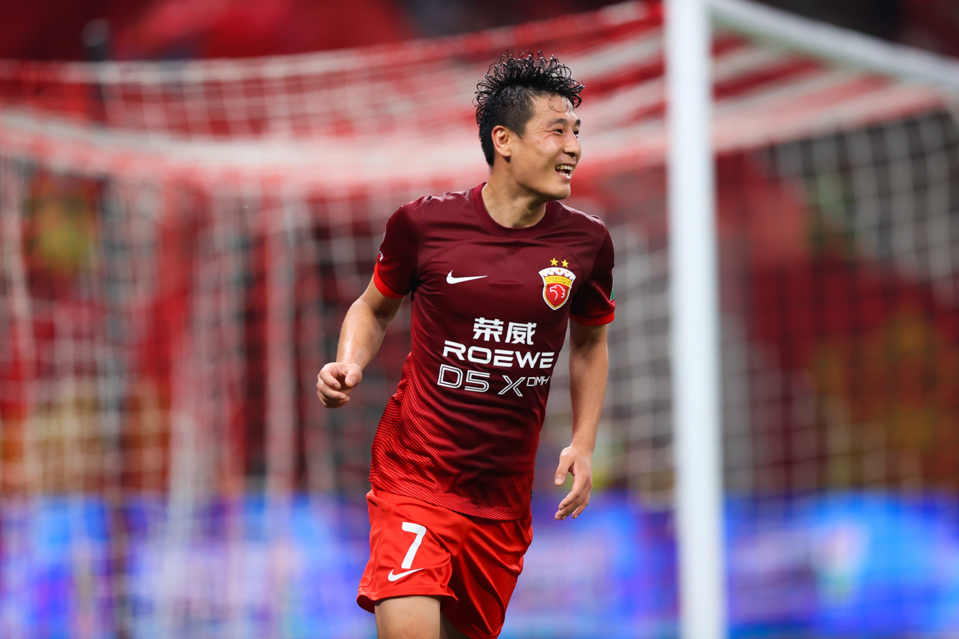 顶尖外援再度爆发，成为胜利之光