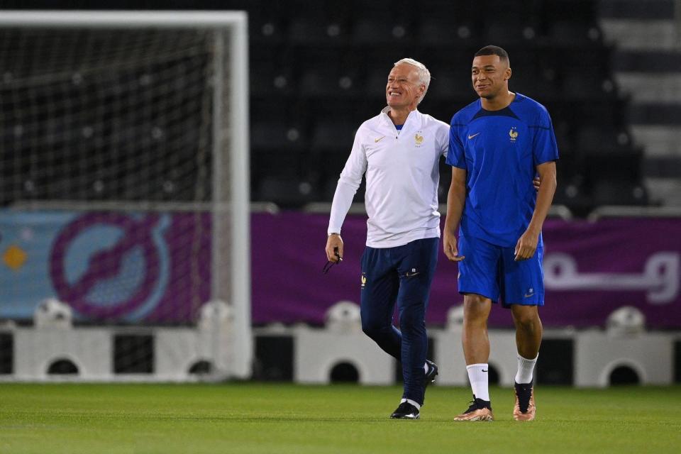 爱游戏在线登录-包含激烈搏杀赛季到来欧洲国家队纷纷备战的词条