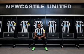 效力克雷费尔德的前锋再破门,助队继续前进的简单介绍 效力克雷费尔德的前锋再破门,助队继续前进的简单介绍