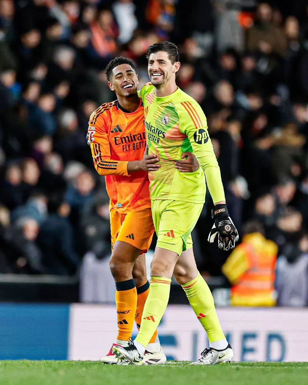 爱游戏入口-瓦伦西亚老将独中两元，助球队晋级