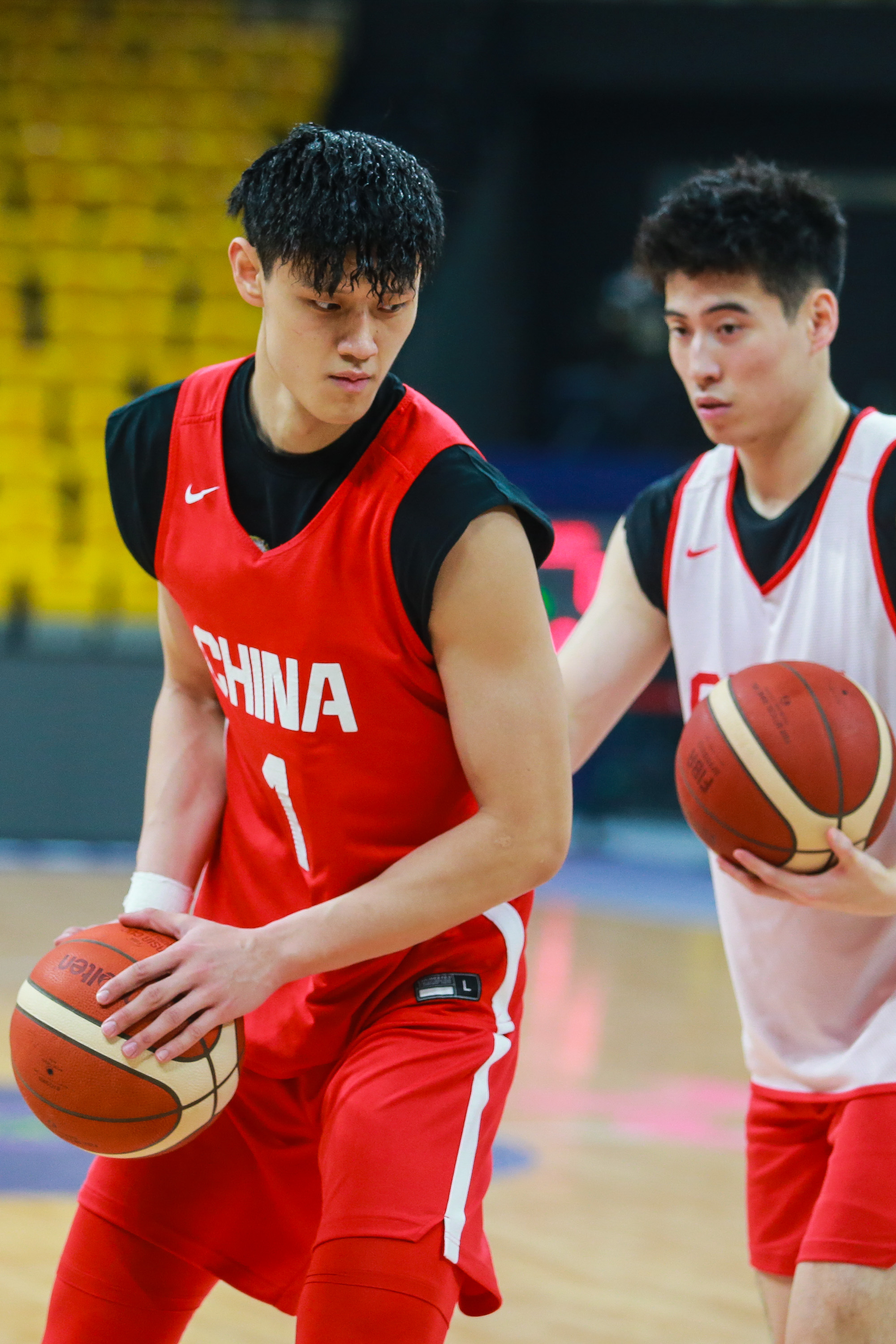 亚洲高手掀起篮球热潮,球迷热情高涨的简单介绍 亚洲高手掀起篮球热潮,球迷热情高涨的简单介绍