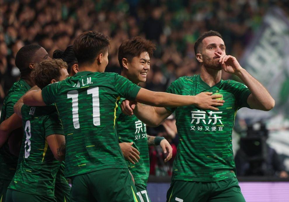 山东鲁能全队战术调整，积极应战