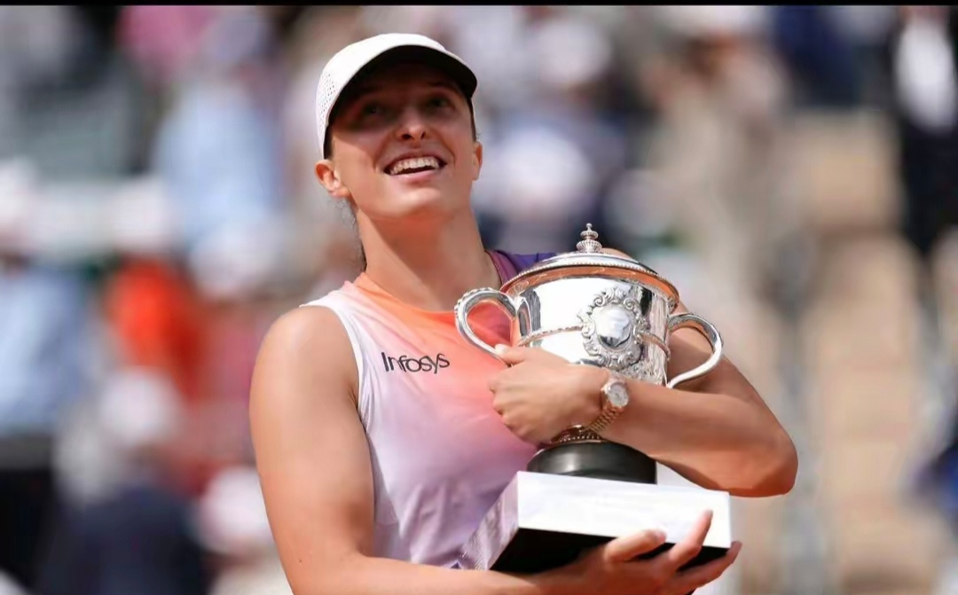 关于阿尔希拉尔取得出色成绩，引人瞩目的信息