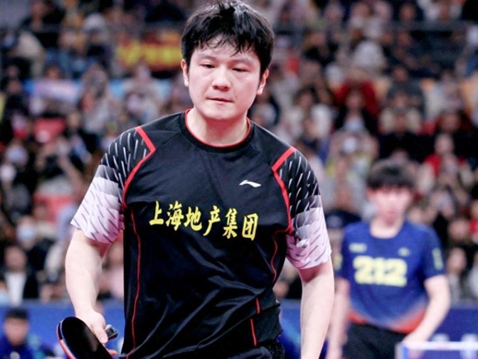 爱游戏app-荣耀与梦想的碰撞，谁能笑到最后