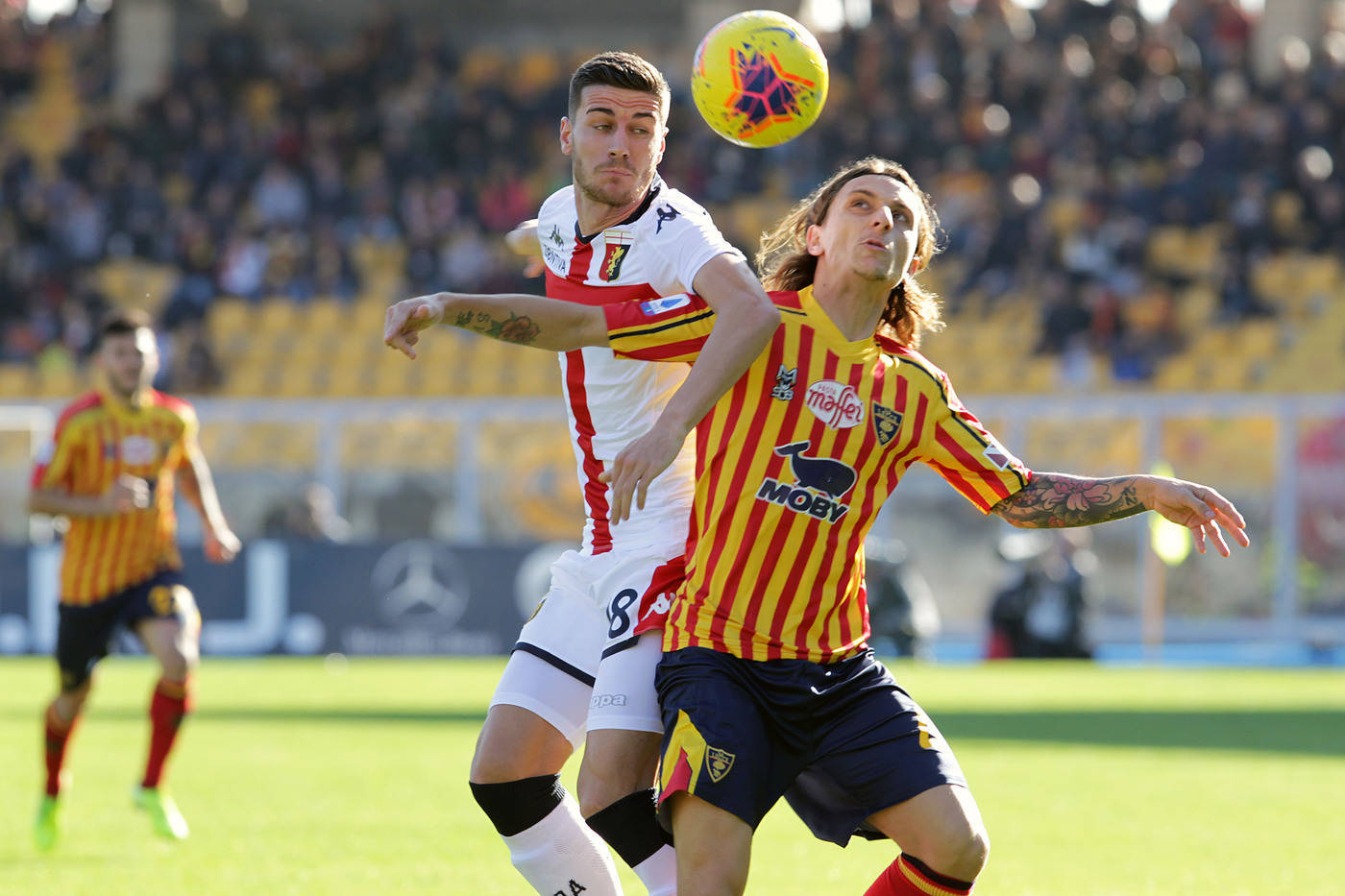 沙尔克04球员状态神勇，豪取连胜