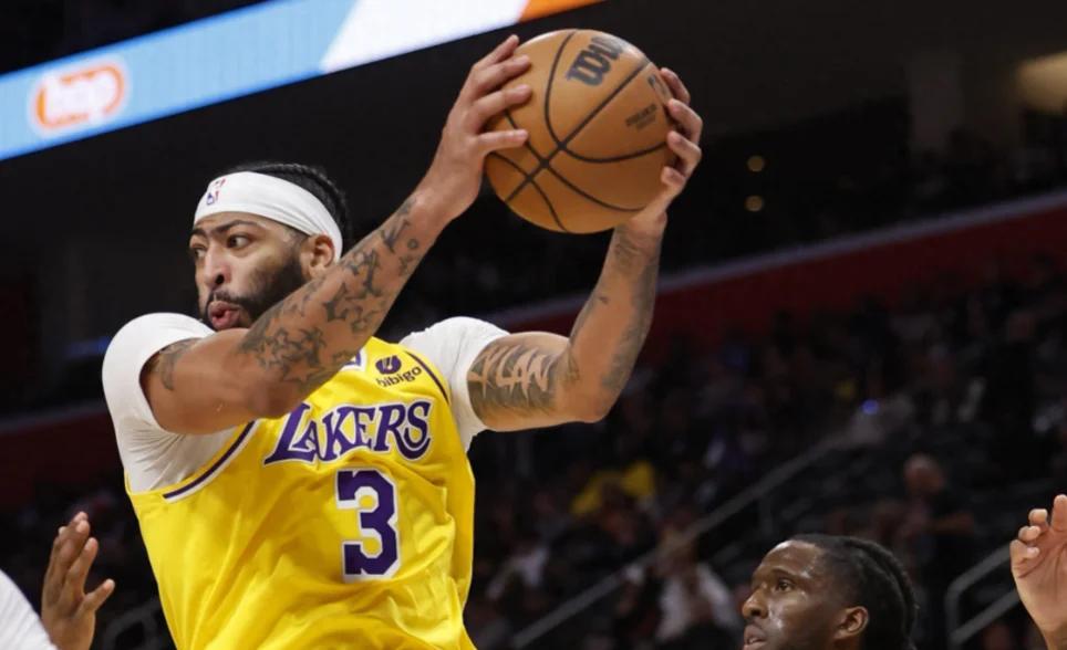 湖人防守不力,客场失利无法止敌 湖人防守不力,客场失利无法止敌