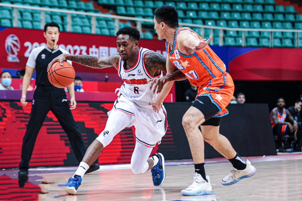 福建队大胜山东队，取得一波连胜