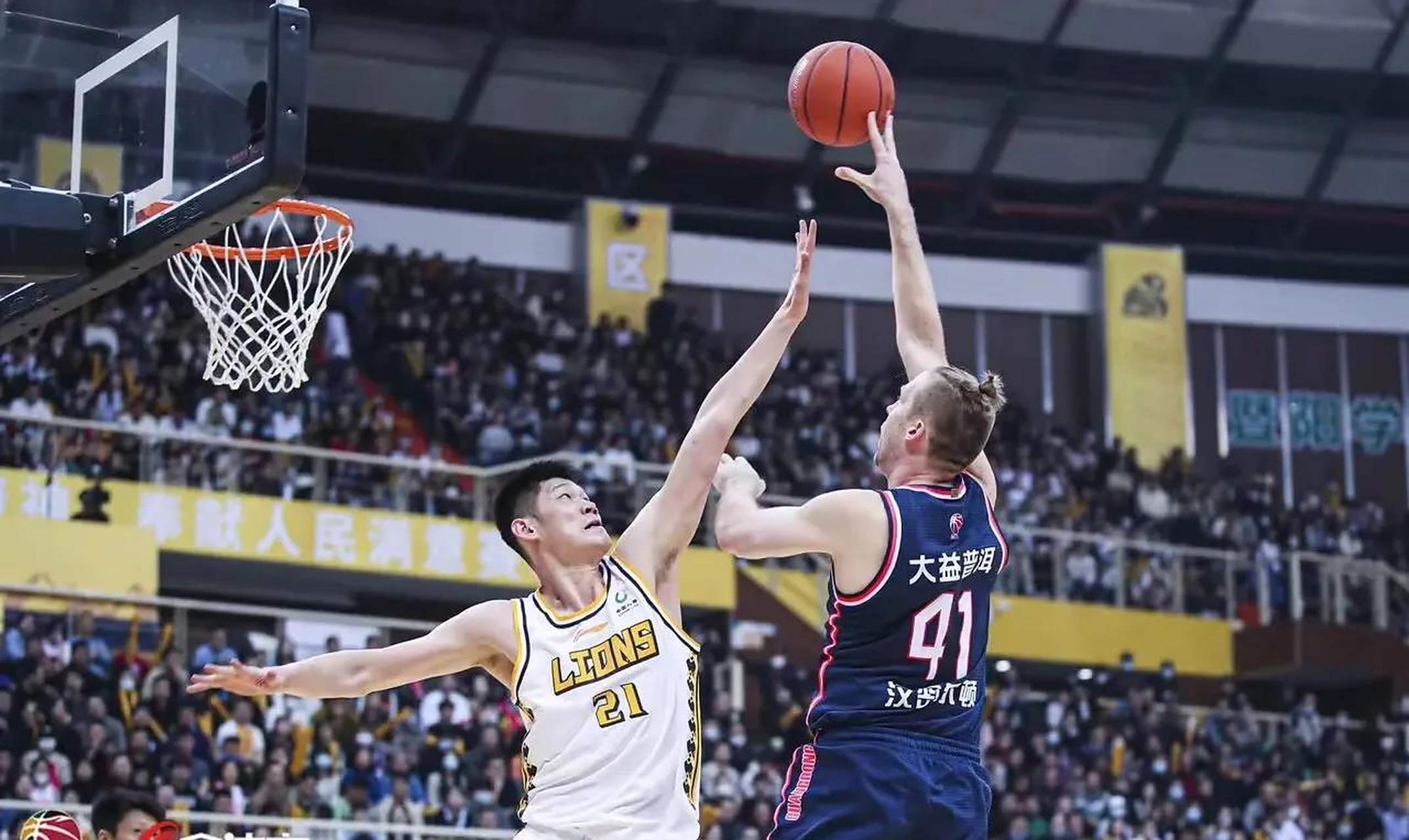 爱游戏官方入口-湖人队将迎战太阳，主场作战信心不容小觑的简单介绍