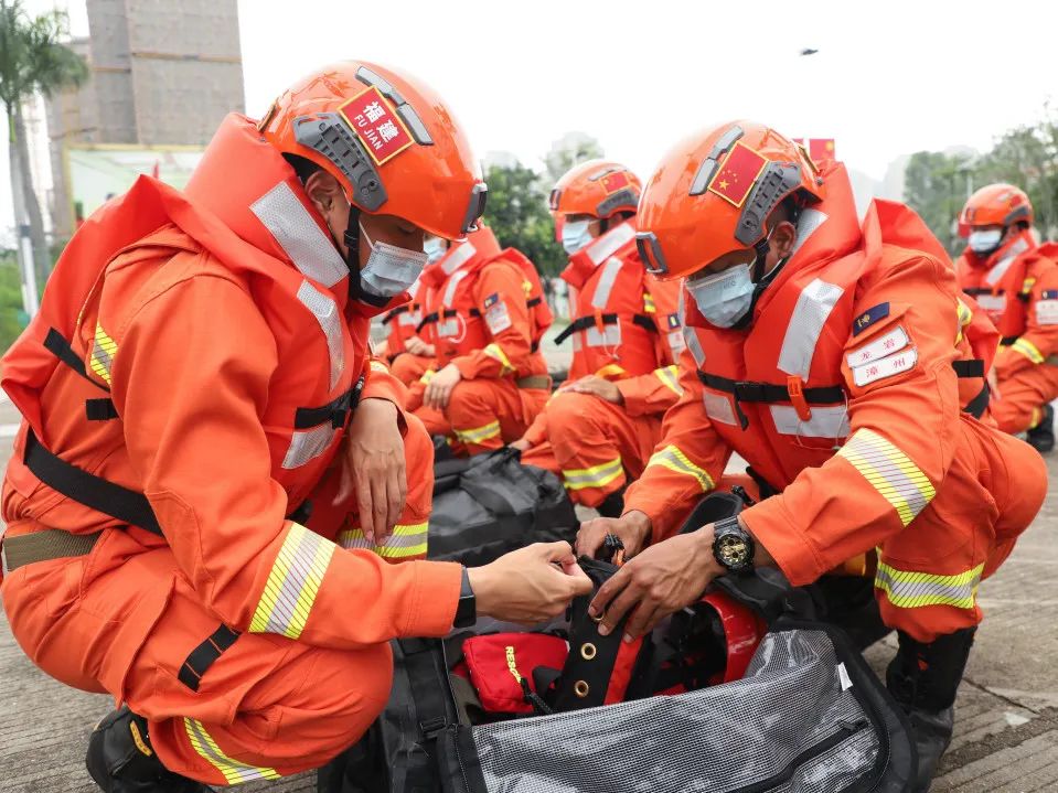 爱游戏网页版-国家队备战一触即发，备战心态需时刻保持