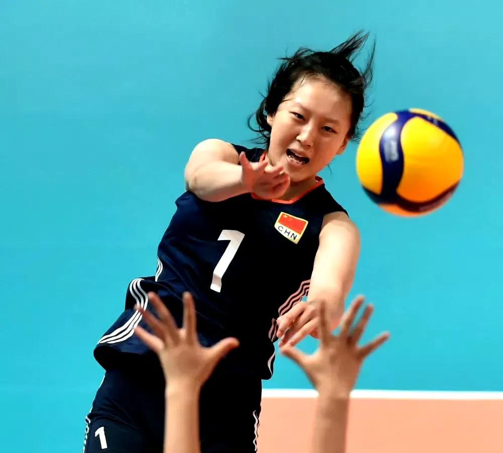 爱游戏app下载-关于足球场上充满戏剧性转折，全民关心焦点的信息