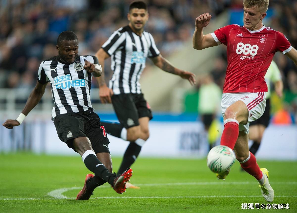 爱游戏网页版-云达不莱梅球员伤愈复出，球队战力提升