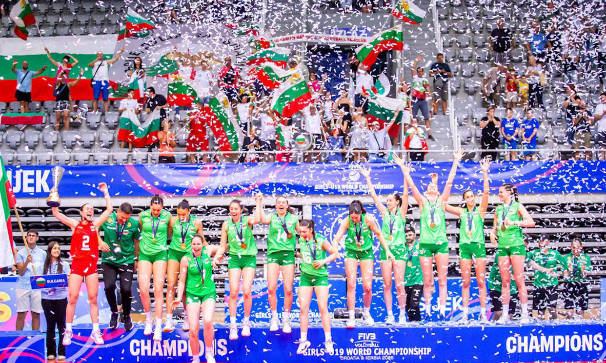 爱游戏app下载-高水平的比赛引人瞩目，球员发挥出众