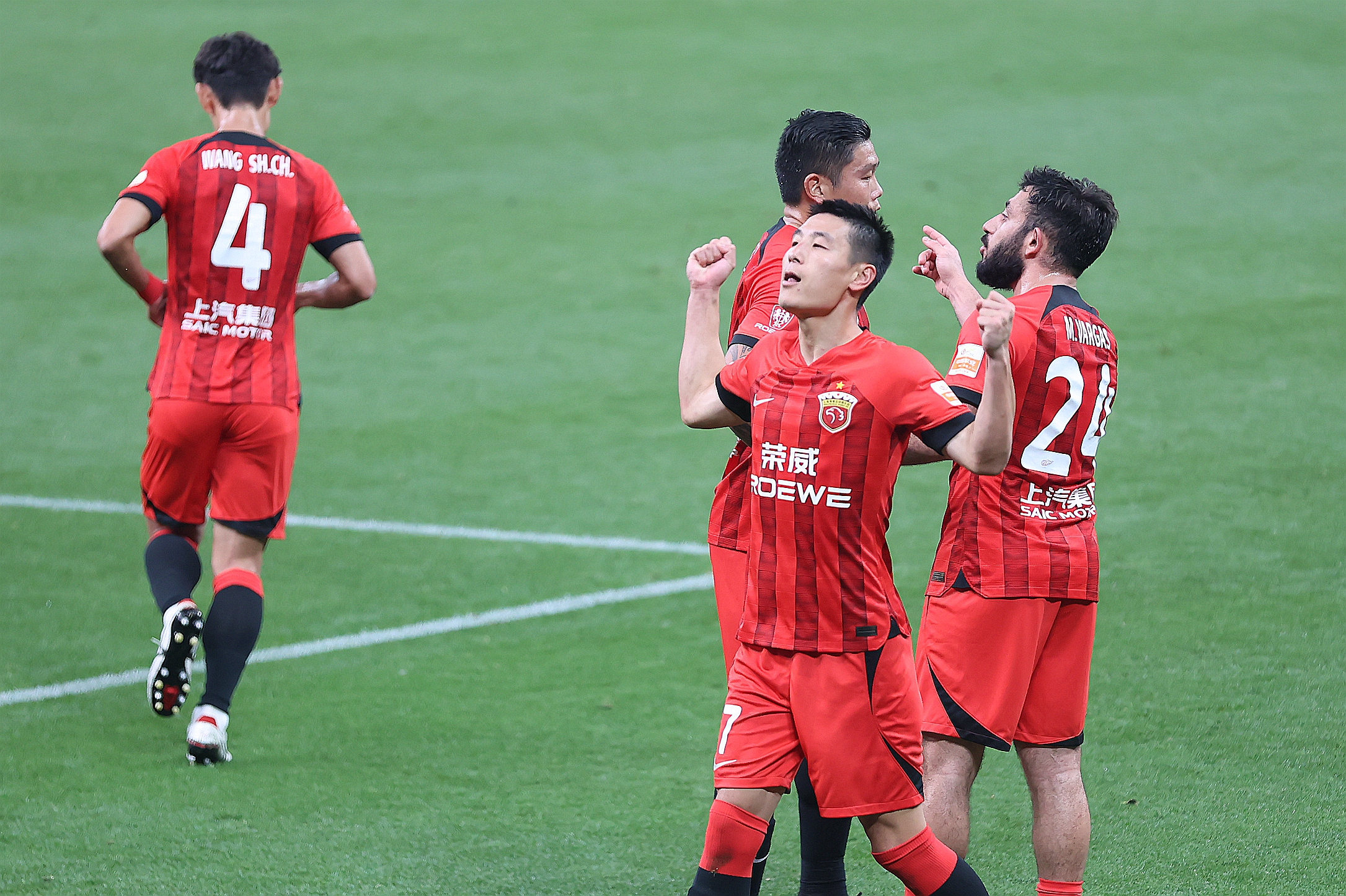 爱游戏app-关于梅斯与尼斯握手言和，德比战无胜负的信息