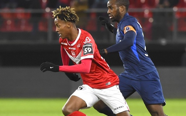 爱游戏官网-关于瓦朗谢纳惨淡表现，遭遇法甲赛季连败的信息