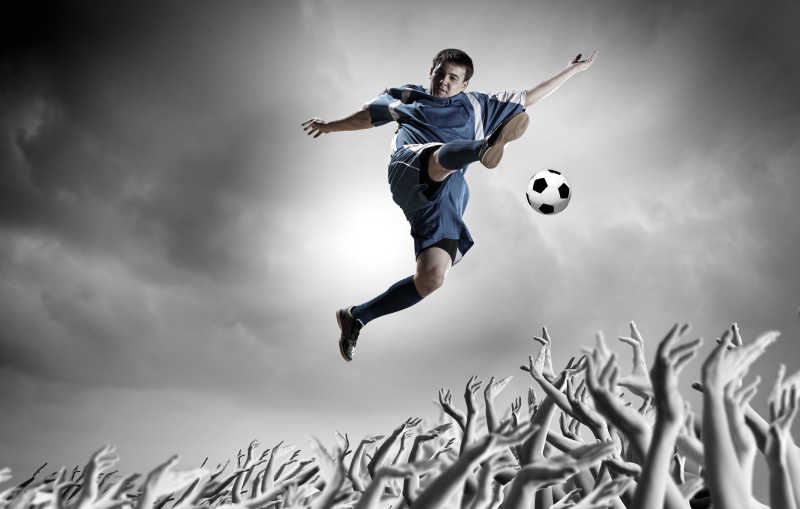 爱游戏登录入口-足球女运动员精彩表现，带领球队走向胜利的简单介绍