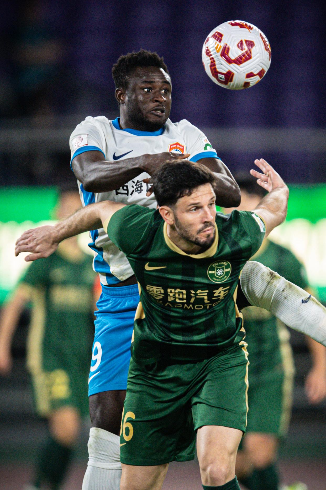 包含杭州绿城引领风潮，中超比赛中的黑马之师！的词条