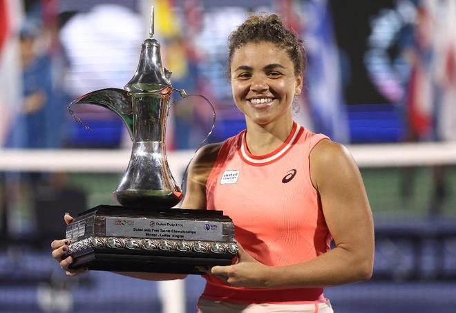 迪拜竞技主场逆袭，实现大逆转胜利