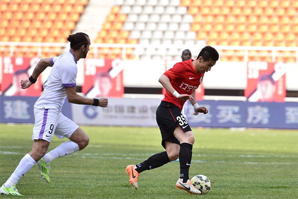 爱游戏中国官网-包含天津泰达客场负于辽宁宏运，遭遇连败的词条