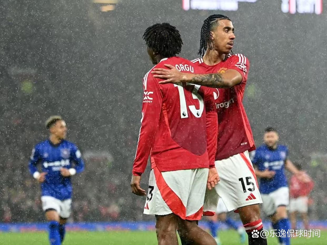 曼联球员享受假期放松,备战关键战役的简单介绍 曼联球员享受假期放松,备战关键战役的简单介绍