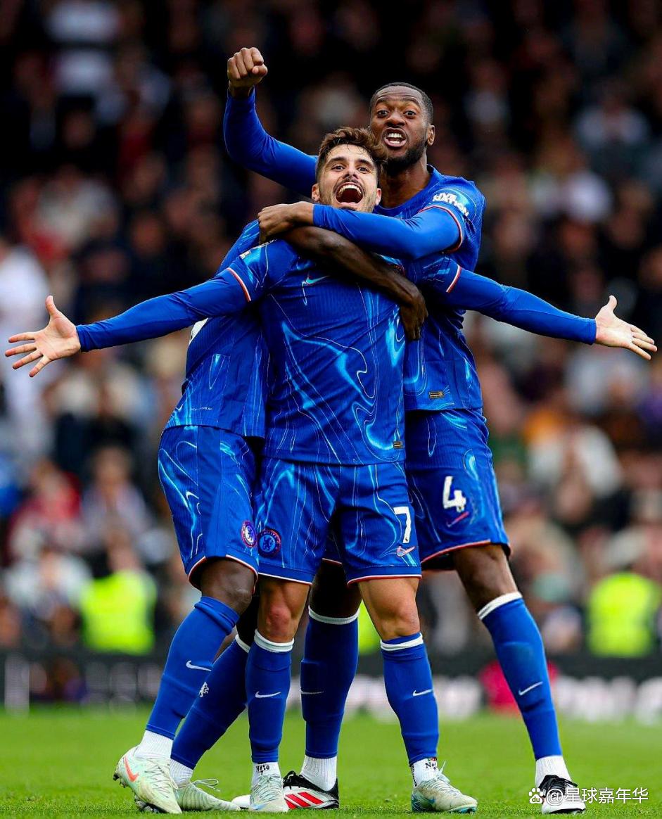 爱游戏官方登录入口-切尔西击败圣徒，保持不败战绩多轮